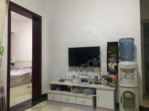 南湖春天  1室1厅1卫    1300.0元/月室内图