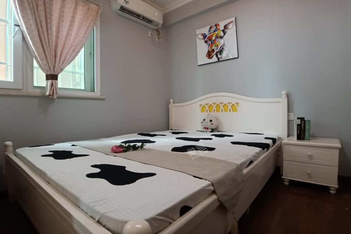 清溪雅筑 3室1厅2卫 2500.0元/月 清溪雅筑 3室1厅2卫 2500.0元/月室内图