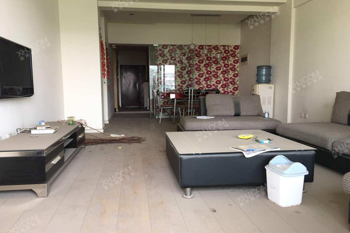 时代尊城  2室2厅1卫    2500.0元/月 时代尊城  2室2厅1卫    2500.0元/月室内图1