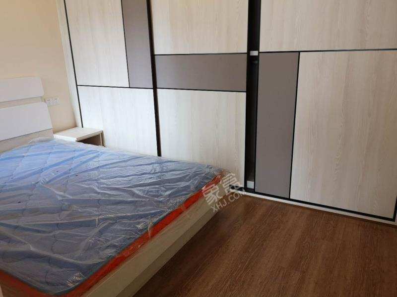 清凤时代城  2室2厅1卫    3600.0元/月室内图