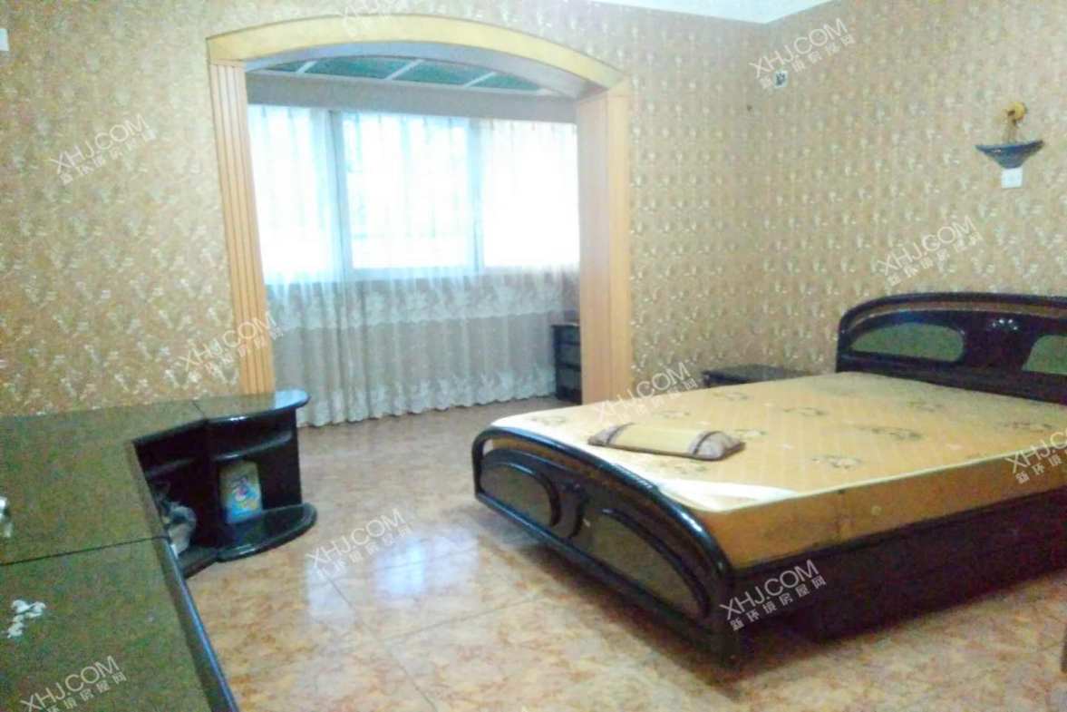 中鹏花园B区  5室2厅3卫    3300.0元/月室内图