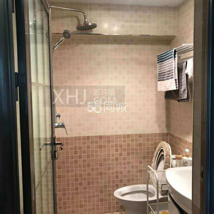 保利星座 1室1厅1卫 1700.0元/月 保利星座 1室1厅1卫 1700.0元/月室内图